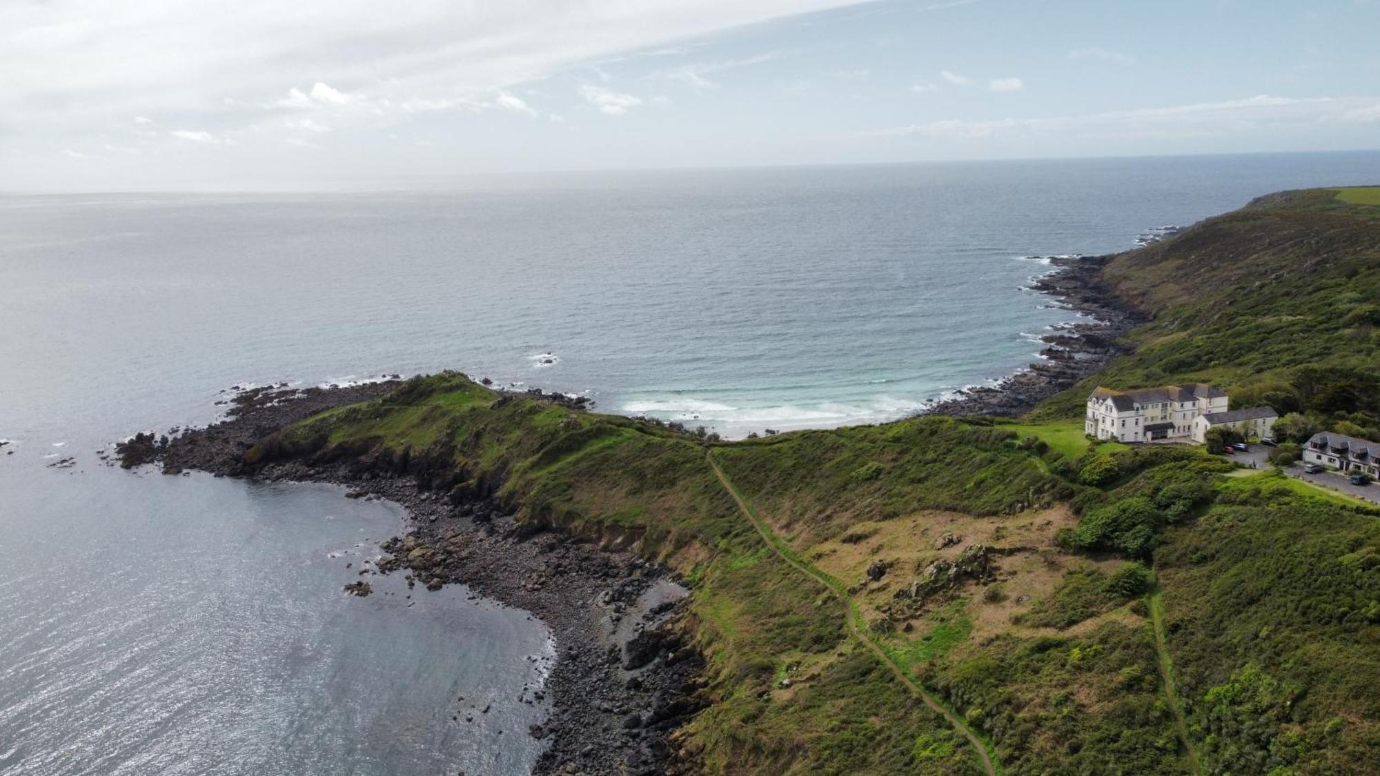 Journeys End With Stunning Sea Views From The Headland Vila Coverack Exterior foto