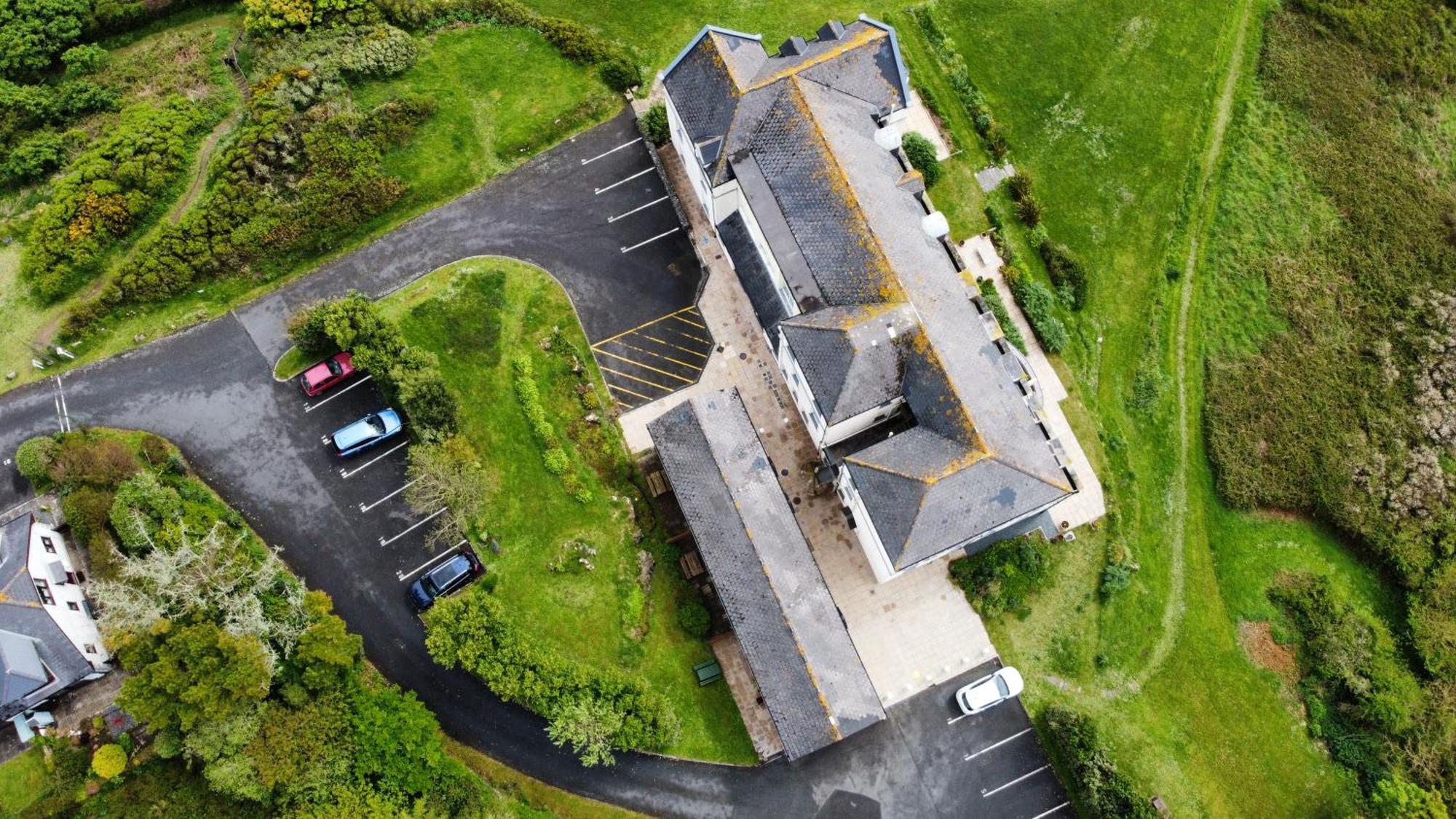 Journeys End With Stunning Sea Views From The Headland Vila Coverack Exterior foto