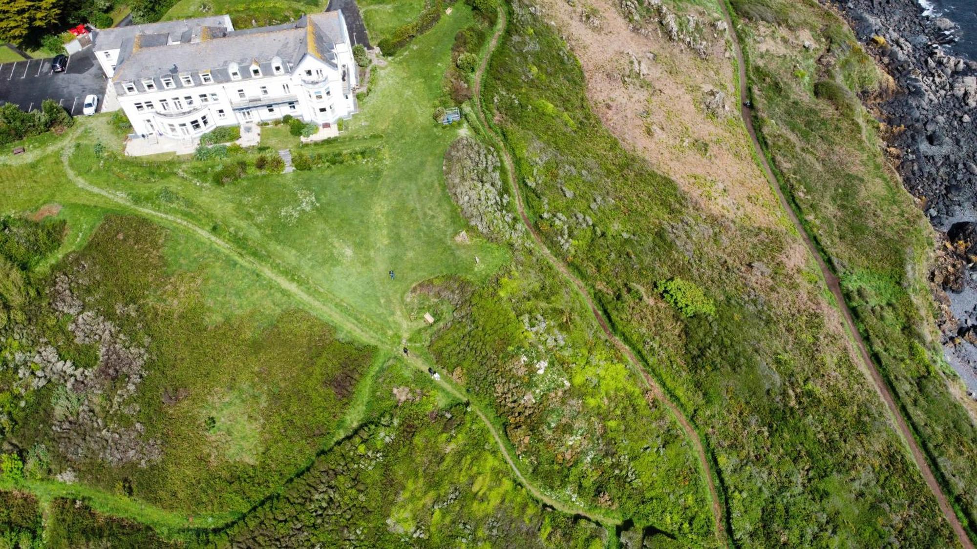 Journeys End With Stunning Sea Views From The Headland Vila Coverack Exterior foto