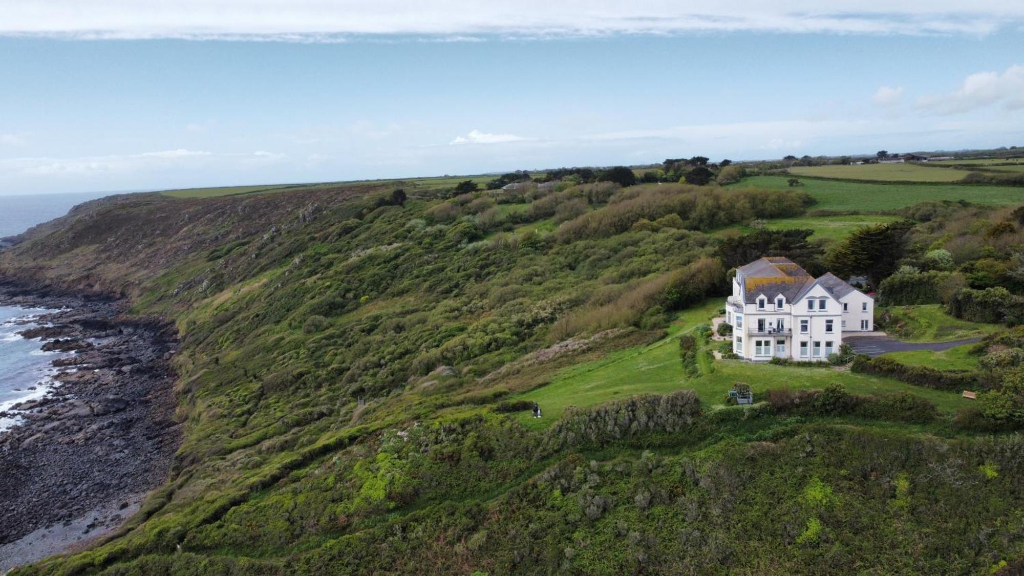 Journeys End With Stunning Sea Views From The Headland Vila Coverack Exterior foto
