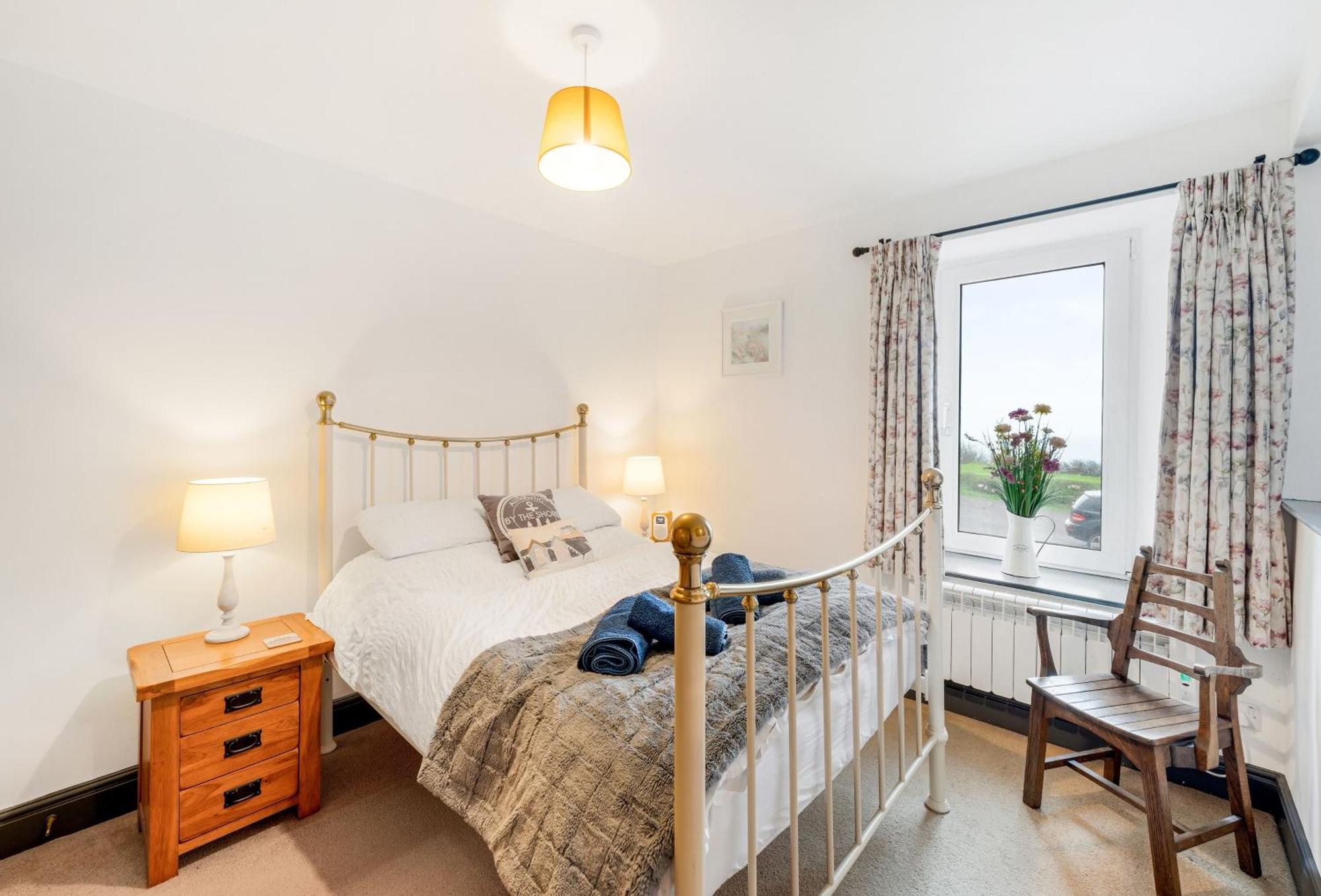 Journeys End With Stunning Sea Views From The Headland Vila Coverack Exterior foto